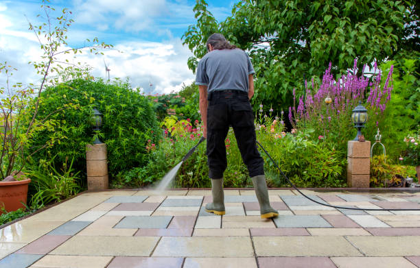 Professional  Pressure Washing Services in New Cassel, NY