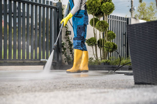 Spring Cleaning in New Cassel, NY